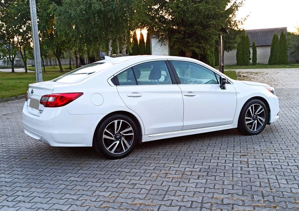 Subaru Legacy cena 64900 przebieg: 89000, rok produkcji 2017 z Radom małe 232